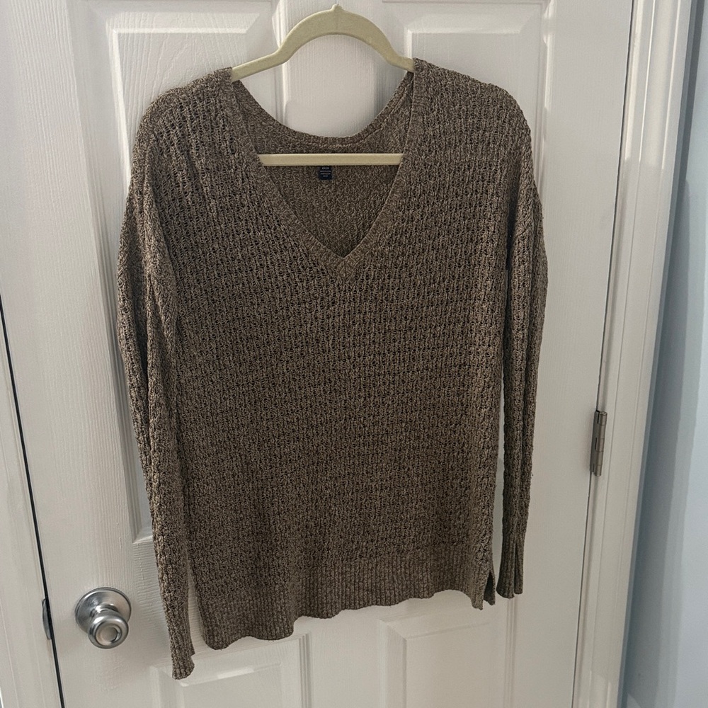 American Eagle Outfitters V-Neck Sweater in Brown